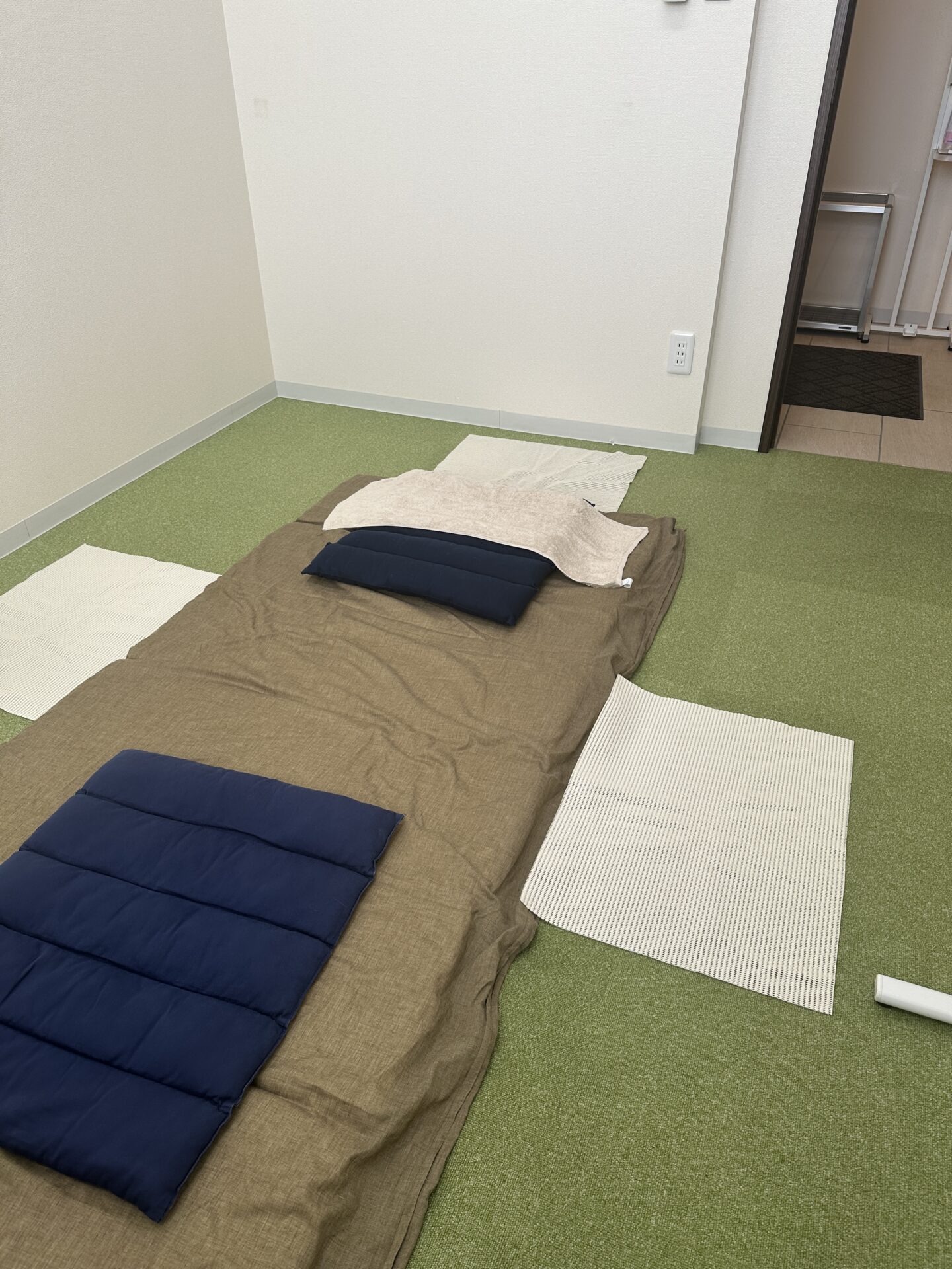 静岡｜御殿場｜ヘッドスパ｜出張施術｜マッサージ｜首こり｜めまい｜睡眠